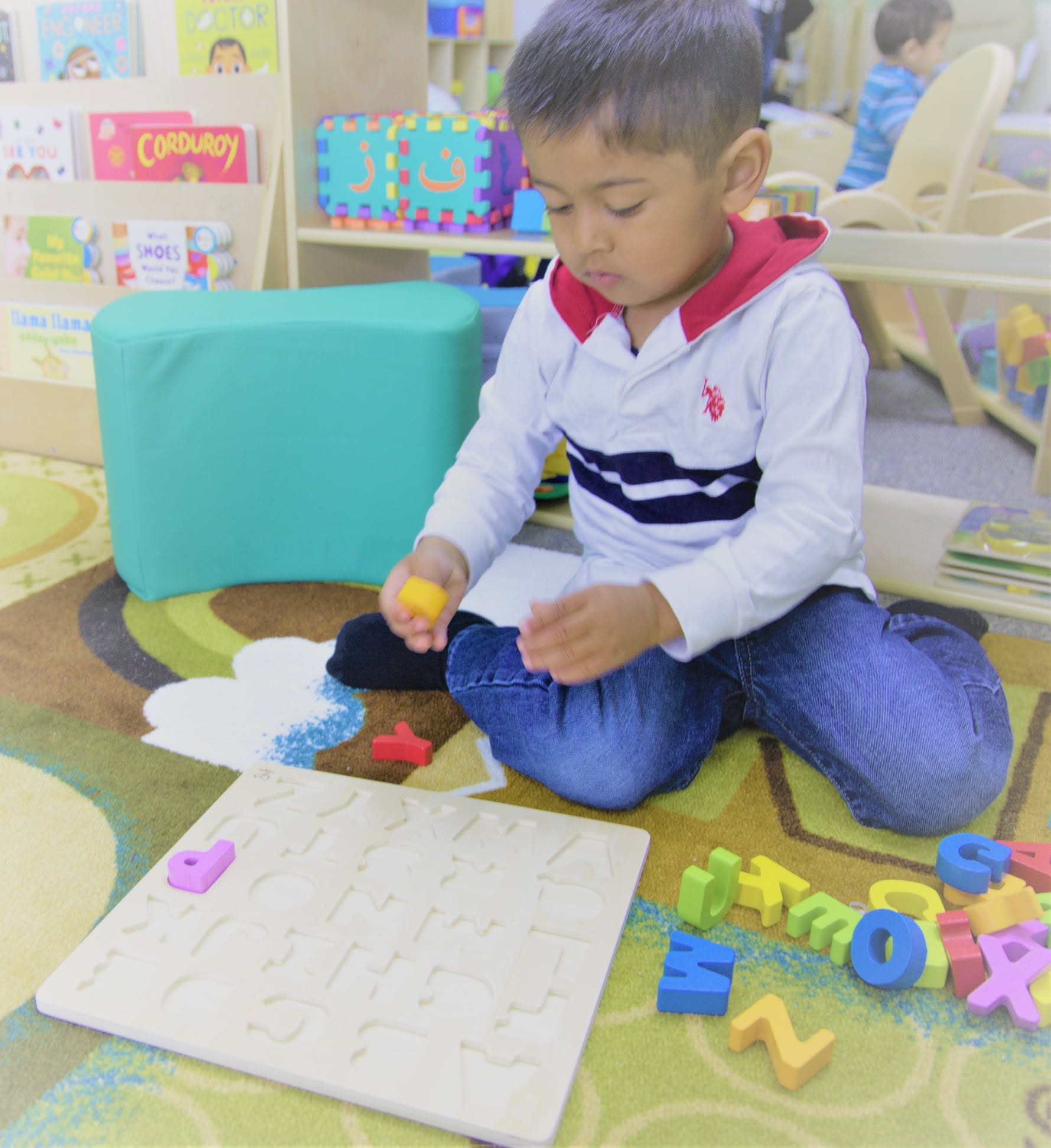 Arabic and English alphabet play at Little Muslims Skokie
